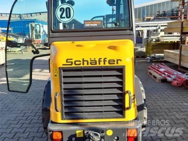 Schäffer 2430 SLT Minicarregadeiras