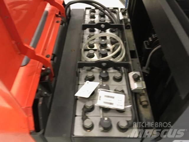 Toyota OSE 100 W Preparadoras de encomendas de baixa elevação