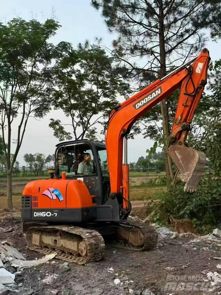 Doosan DH 60-7 Miniescavadeiras
