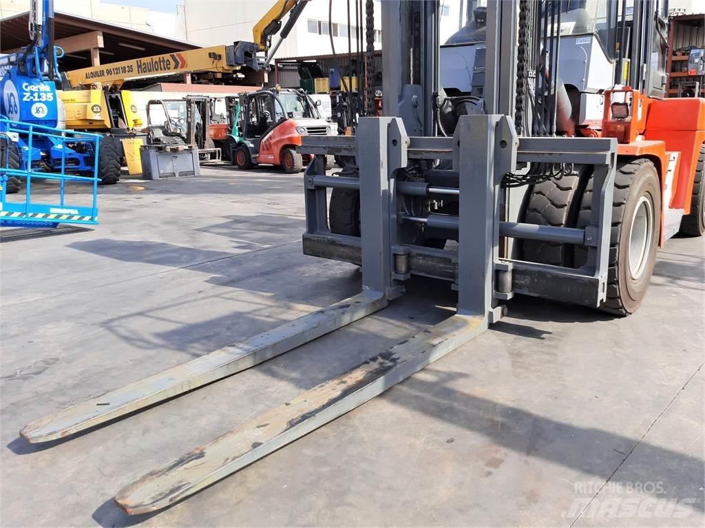 Kalmar DCE120 12 Empilhadores Diesel