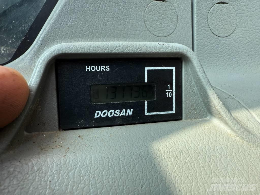 Doosan DX 255 LC-5 Escavadeiras de esteiras