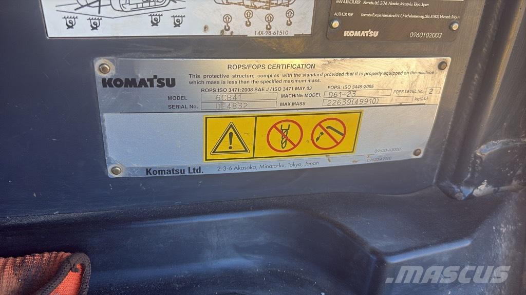 Komatsu D 61 EX-23 Dozers - Tratores rastos