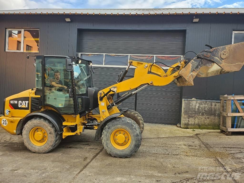 CAT 907M Carregadeiras de rodas