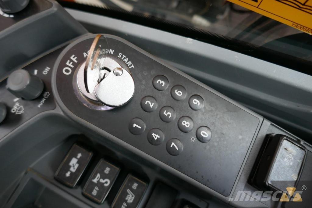 Hitachi ZX300LC-7 Escavadeiras de esteiras