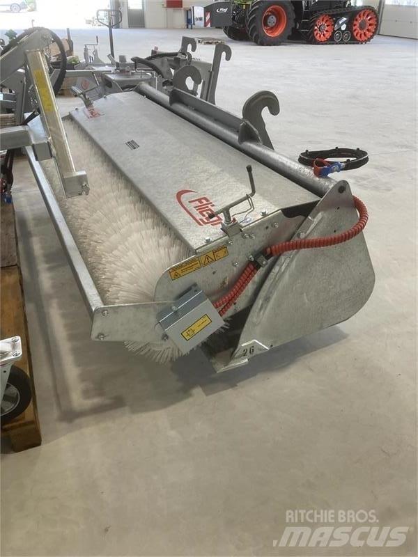 Fliegl Power Pro 260 Varredoras