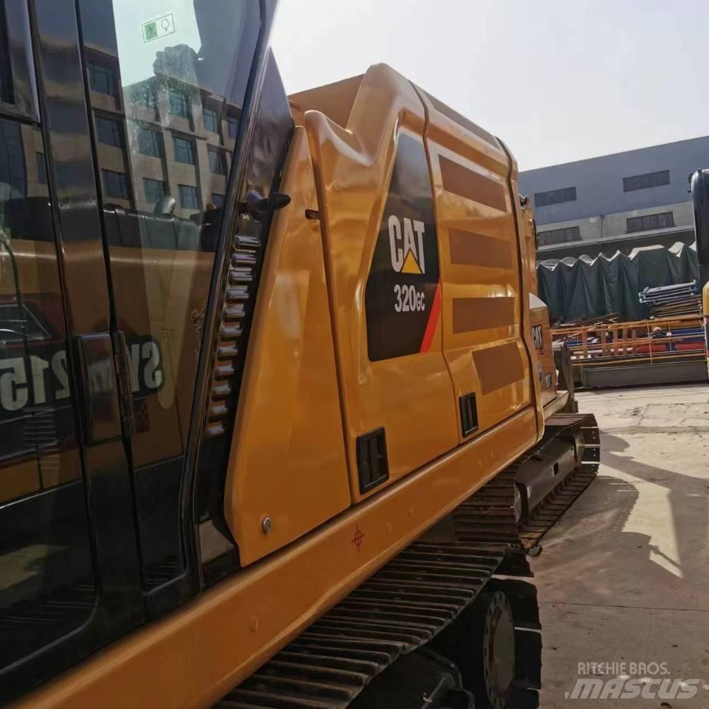 CAT CAT320GC Escavadoras Midi 7t - 12t