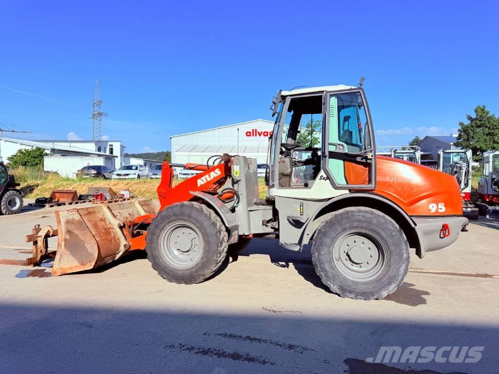 Atlas AR 95 super Carregadeiras de rodas