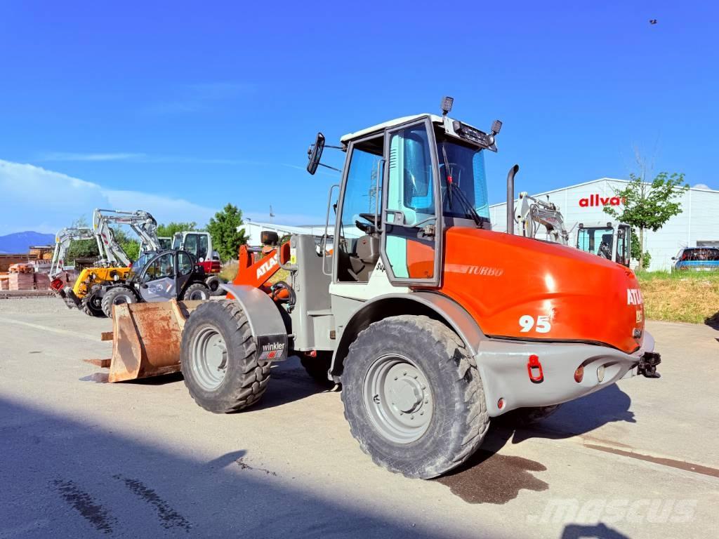 Atlas AR 95 super Carregadeiras de rodas