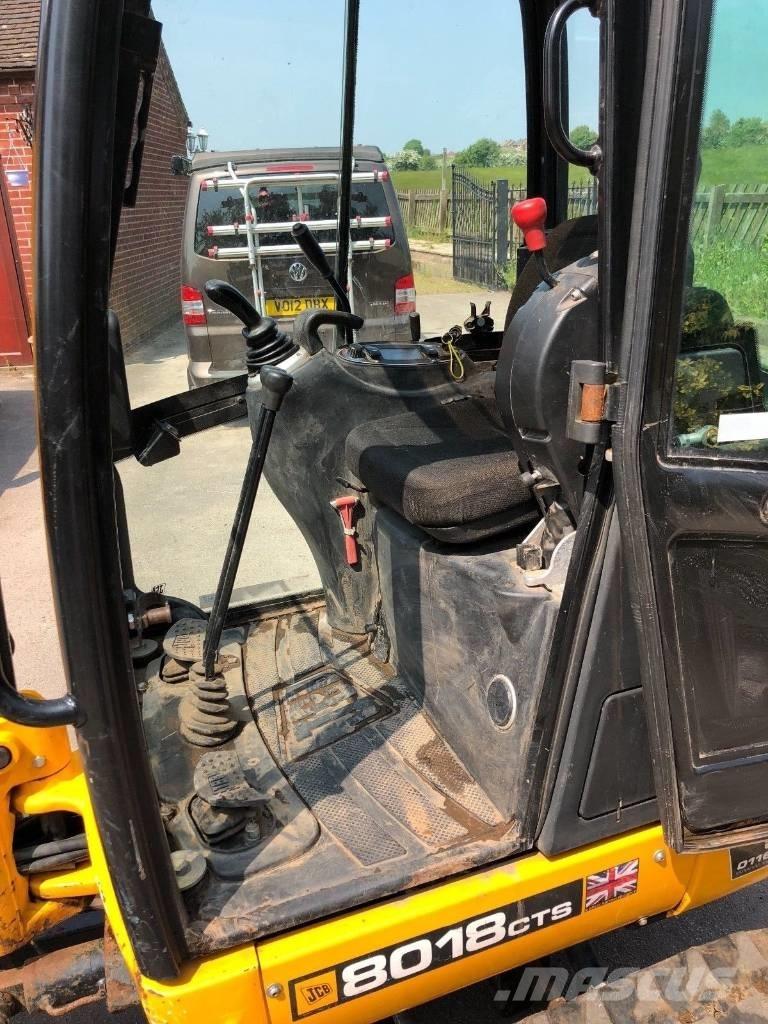 JCB 8018 CTS Miniescavadeiras
