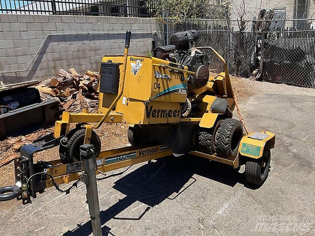 Vermeer SC252 Moedores de coto