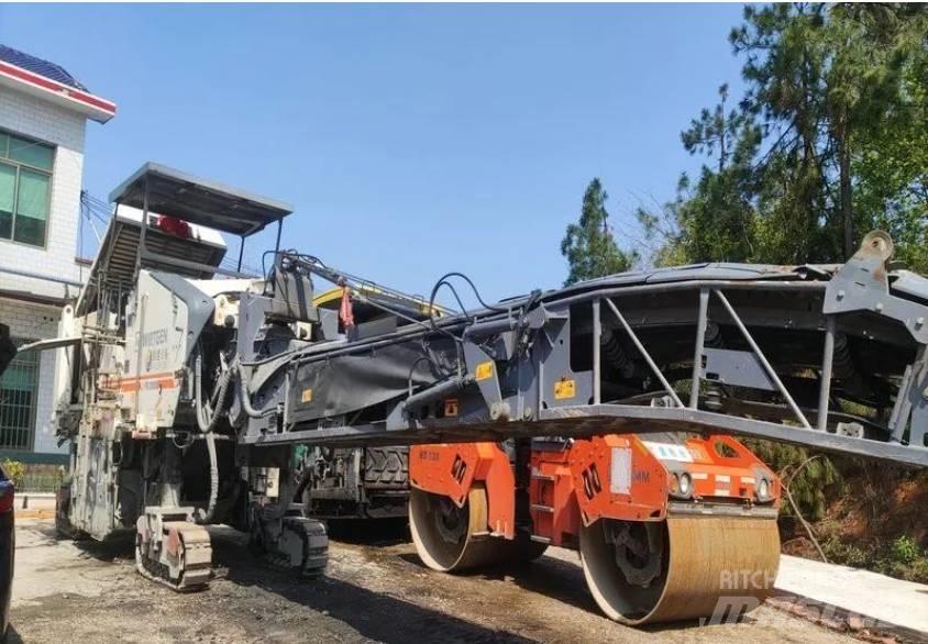 Wirtgen W2000 Moinhos de asfalto a frio