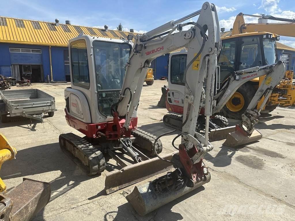 Takeuchi TB225 Miniescavadeiras