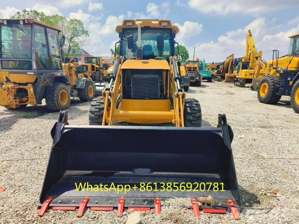 CAT 420 F Retroescavadeiras