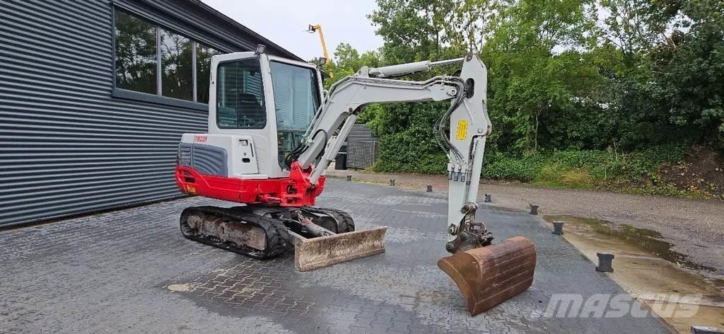Takeuchi TB228 Miniescavadeiras