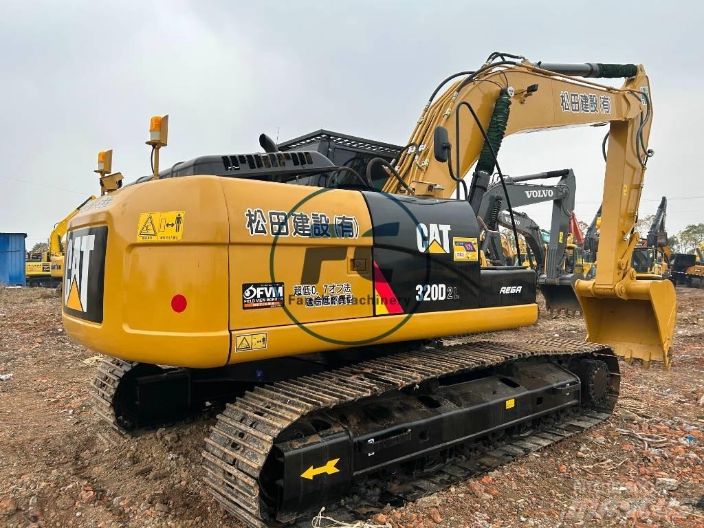 CAT 320 D2L Escavadeiras de esteiras