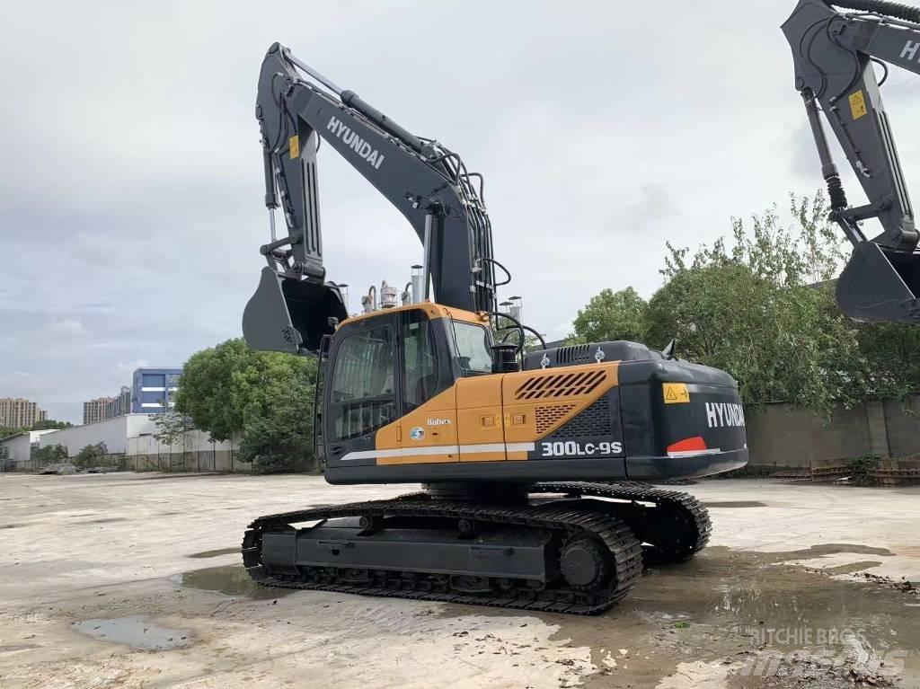 Hyundai R300LC-9S Escavadoras Midi 7t - 12t