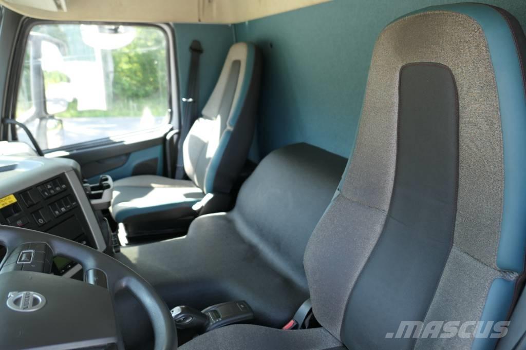 Volvo Fm330 4x2 Caminhões caixa temperatura controlada