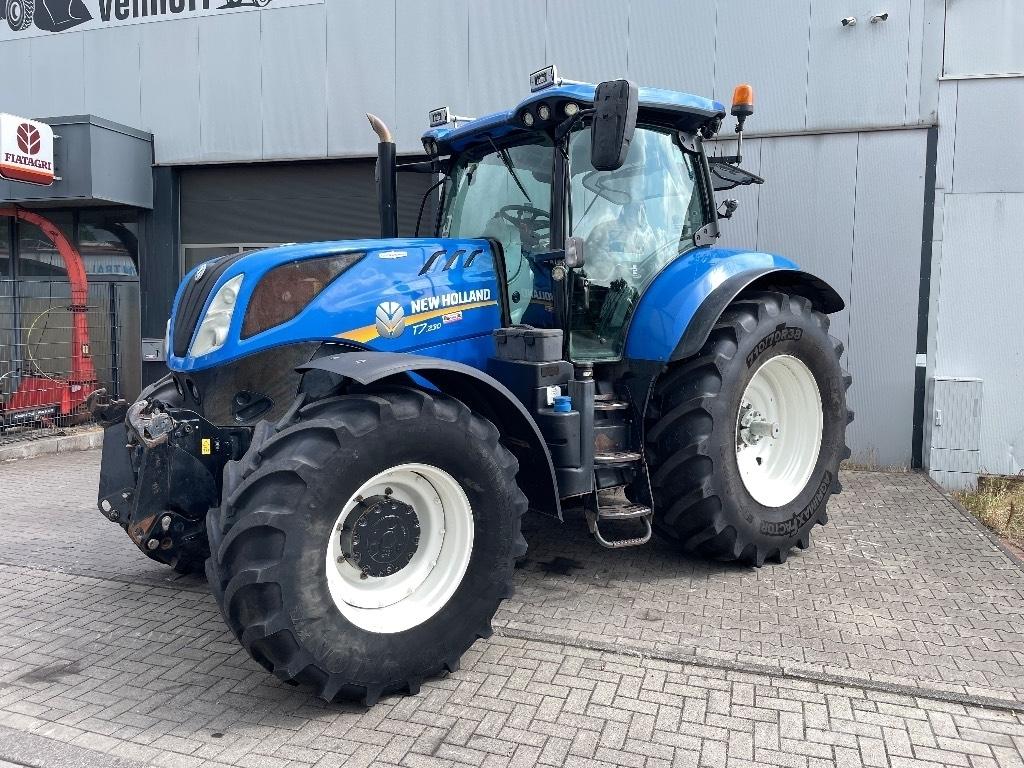 New Holland T 7.230 Tratores Agrícolas usados