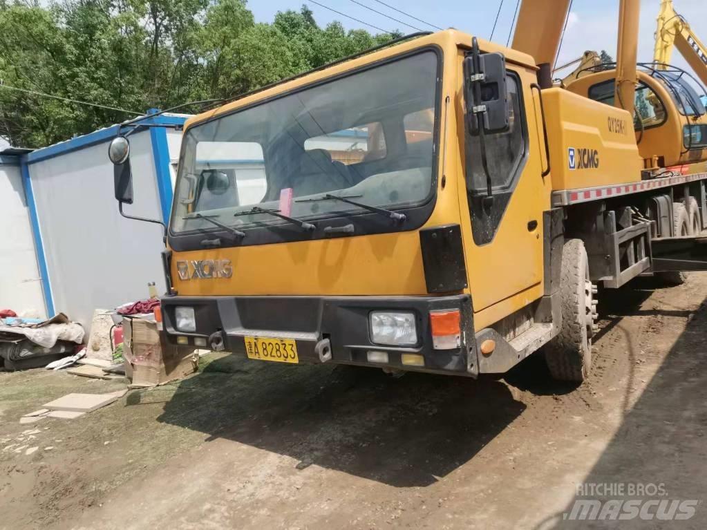 XCMG QY25K Gruas Todo terreno