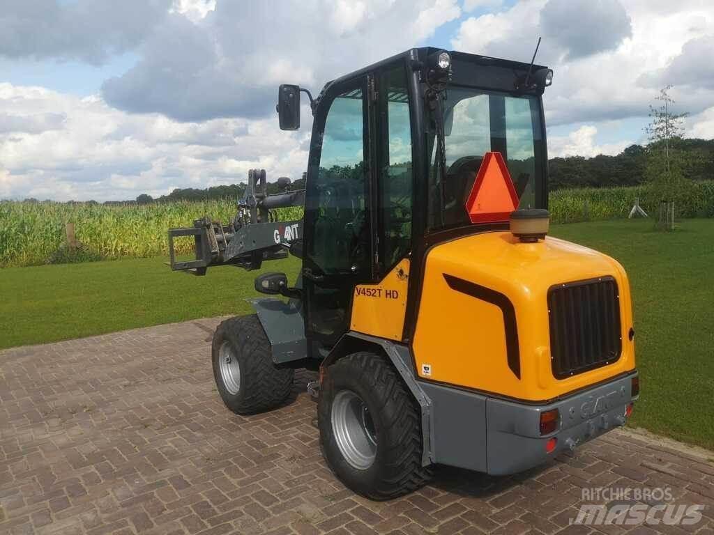 GiANT V 452 T HD Carregadeiras de rodas