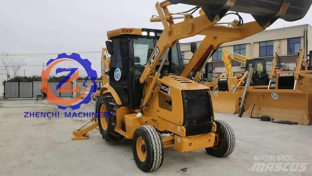 JCB 3 CX Retroescavadeiras