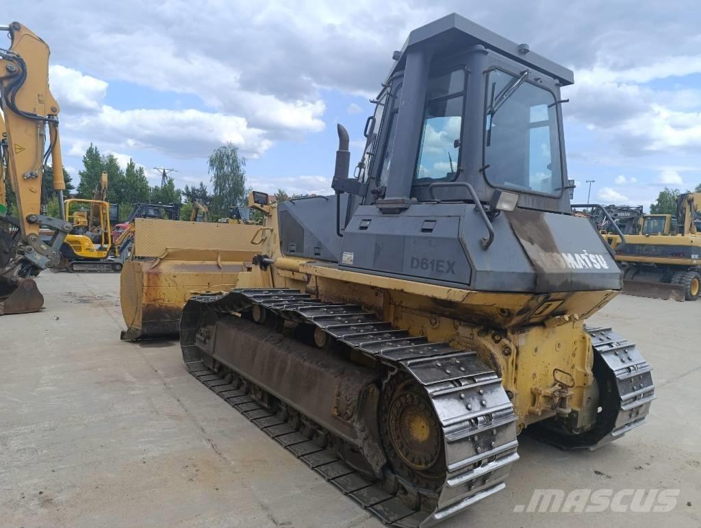 Komatsu D61EXL-12 Dozers - Tratores rastos