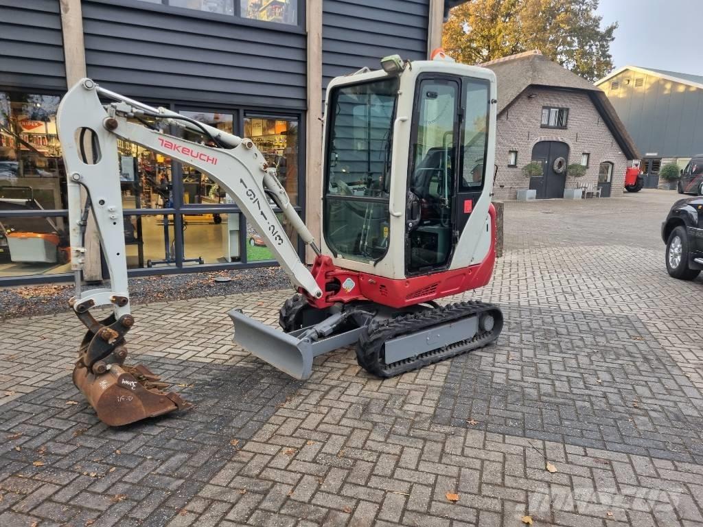 Takeuchi TB 216 Miniescavadeiras