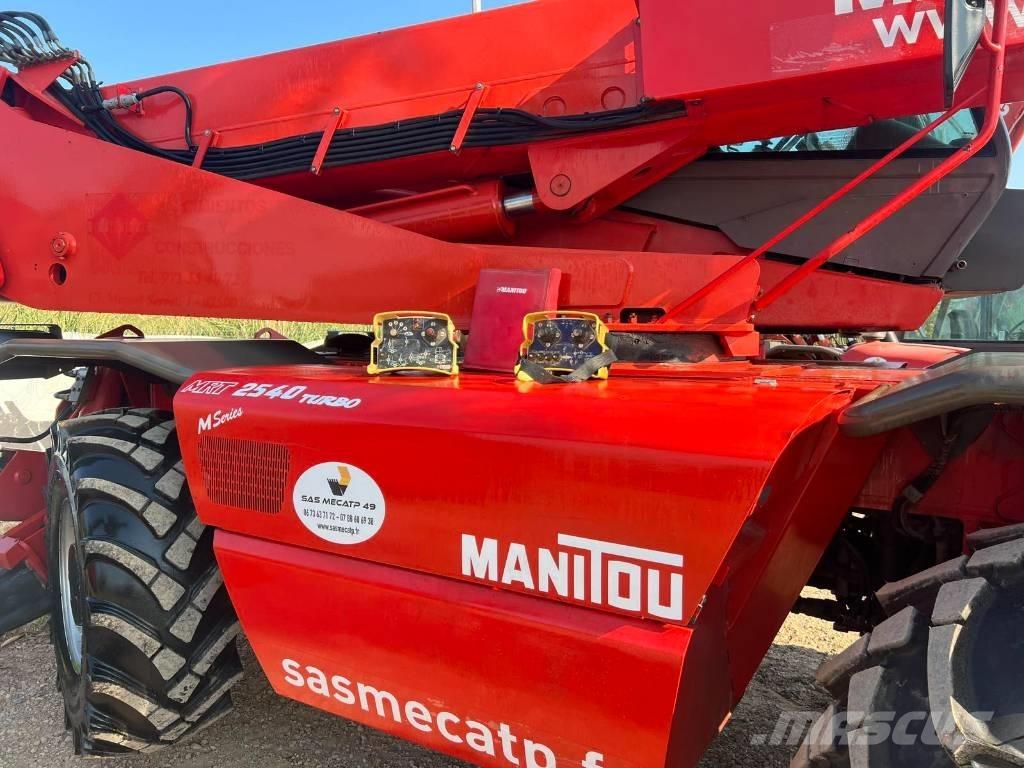 Manitou MRT 2540 Manipulador telescópico