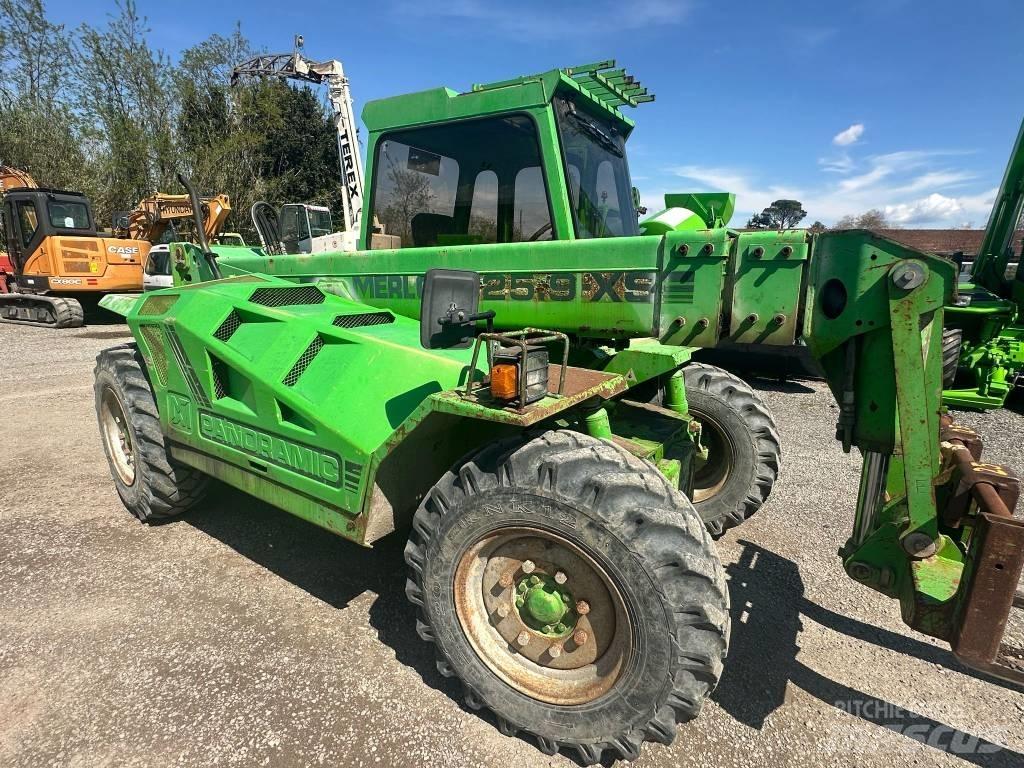 Merlo P 25.9 Manipulador telescópico