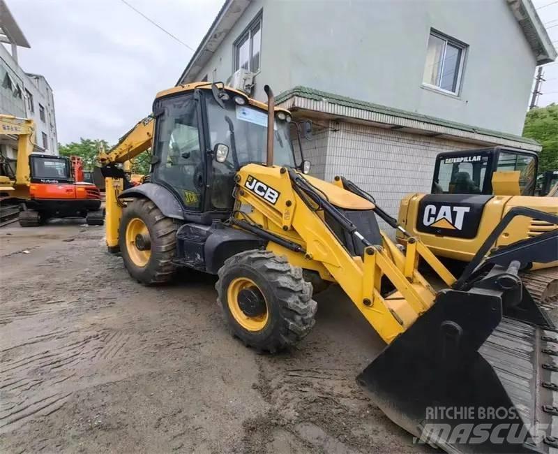 JCB 3CX Retroescavadeiras