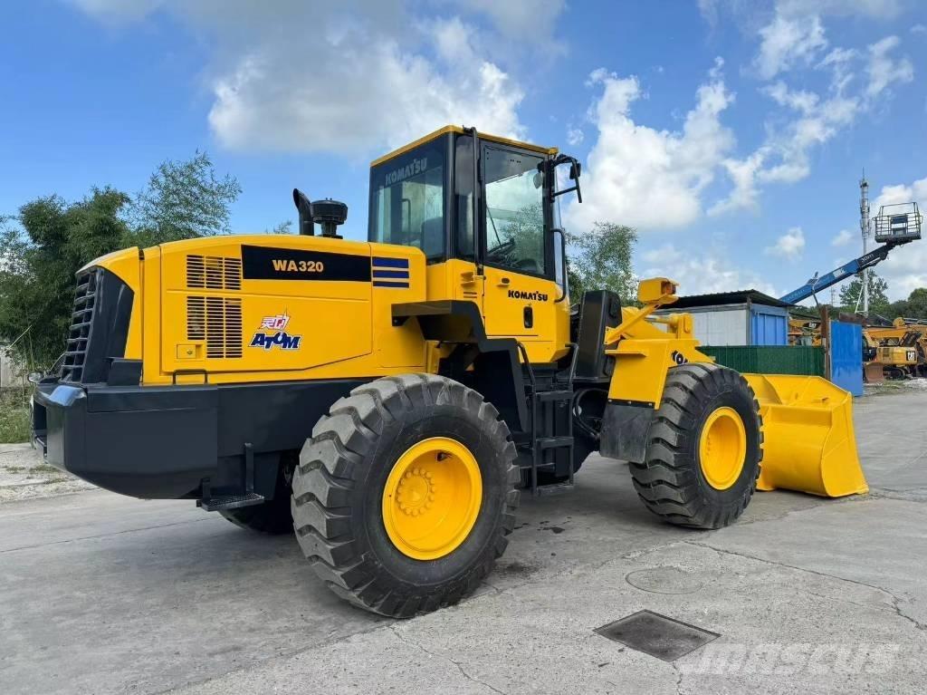 Komatsu WA 320-5 Carregadeiras de rodas