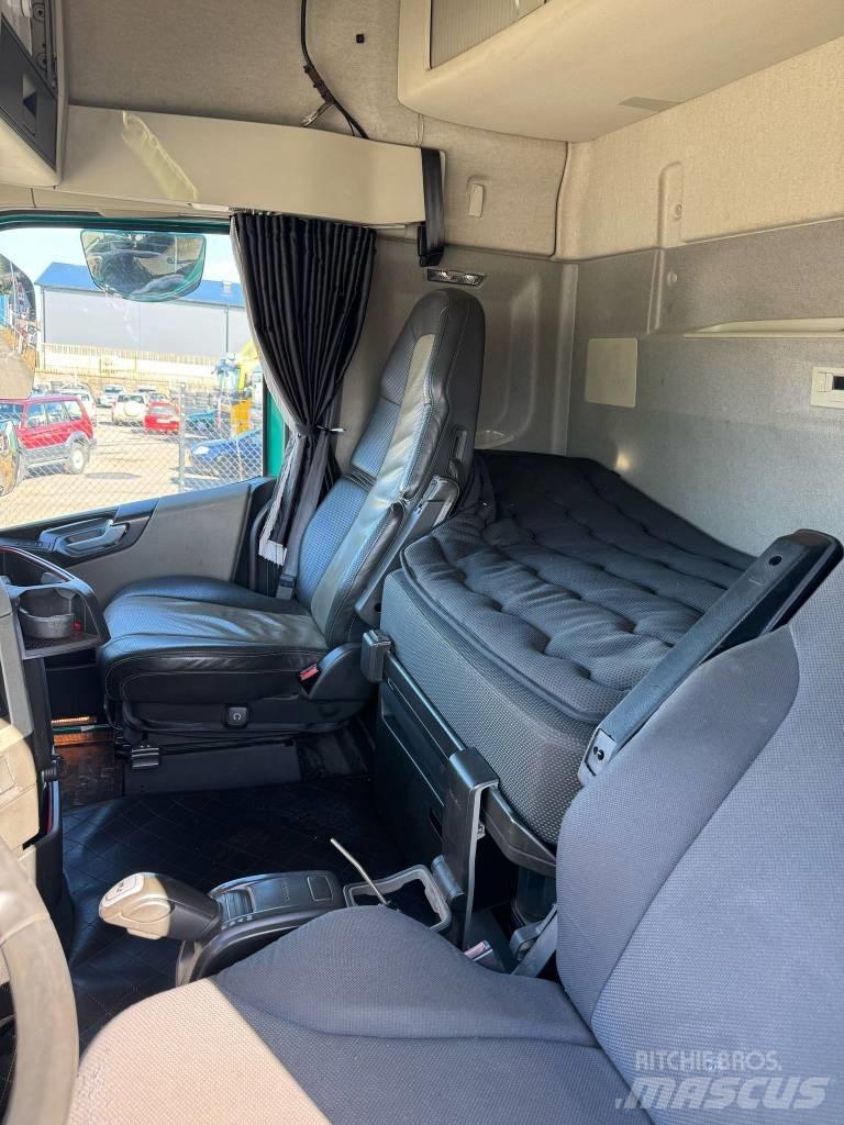 Volvo FH 540 Camiões Ampliroll
