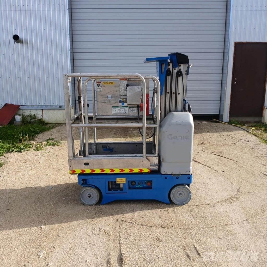 Genie GR 15 Plataformas de braço compactas auto-propulsão