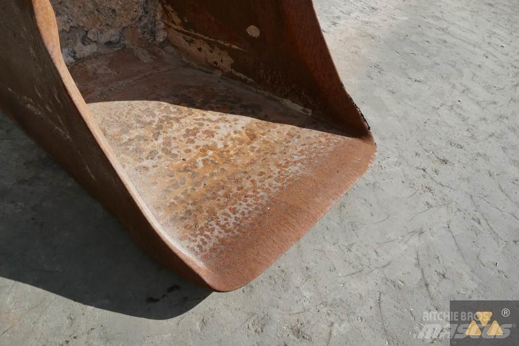 CAT 320 Bucket Baldes