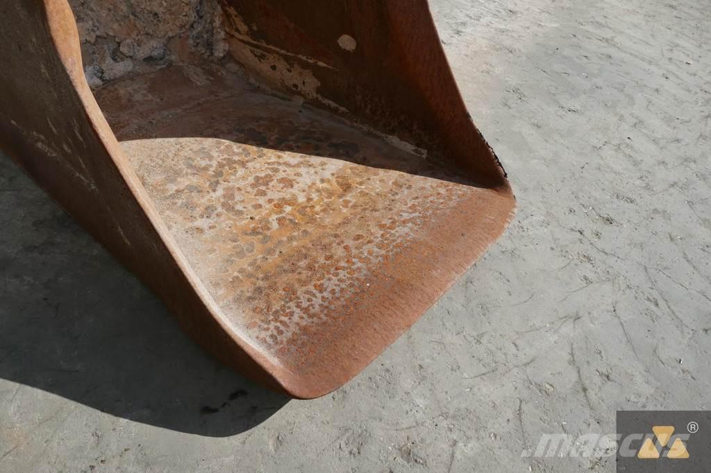 CAT 320 Bucket Baldes