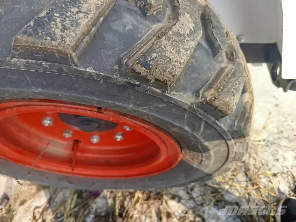 Bobcat S18 Minicarregadeiras