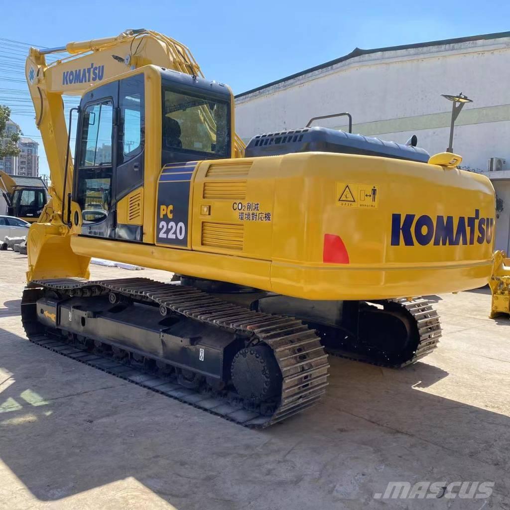 Komatsu PC 220 Escavadeiras de esteiras