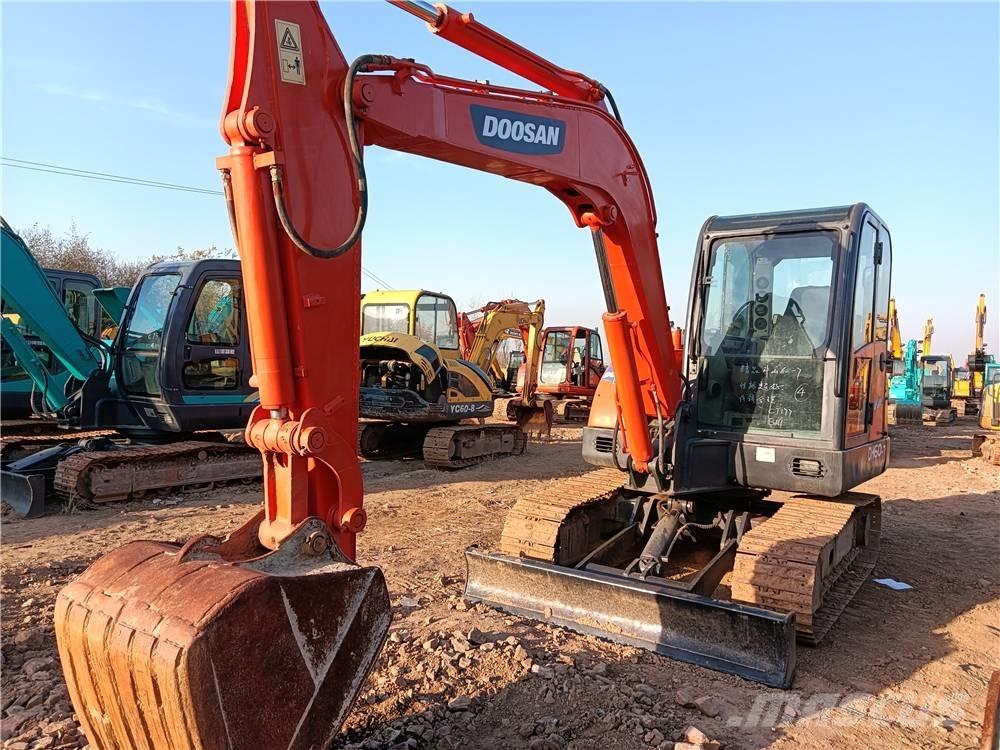 Doosan DH 60-7 Miniescavadeiras