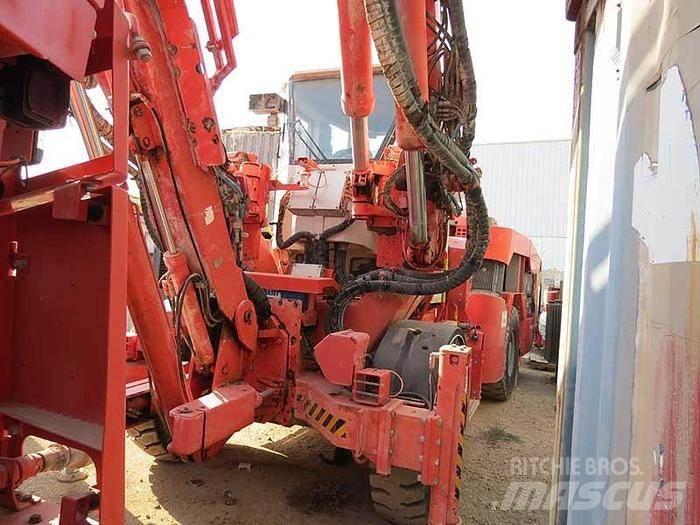 Sandvik DT 821 SC Perfuradoras de superfície