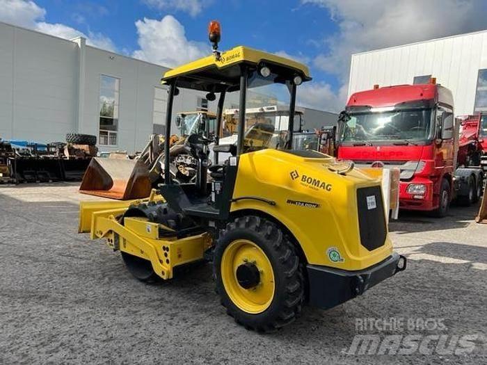 Bomag BW 124 PDH-5 Outras máquinas de lavoura e acessórios