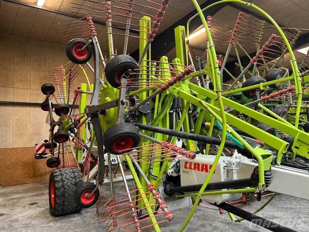 CLAAS Liner 4000 HHV Ancinho virador
