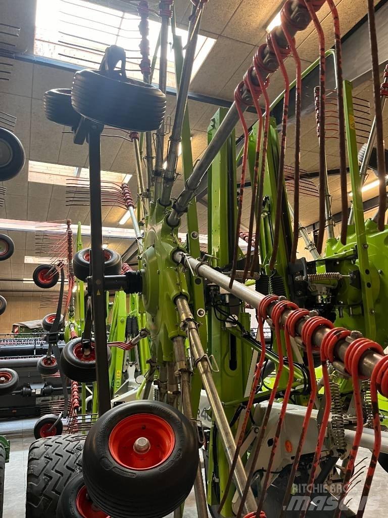 CLAAS Liner 4000 HHV Ancinho virador