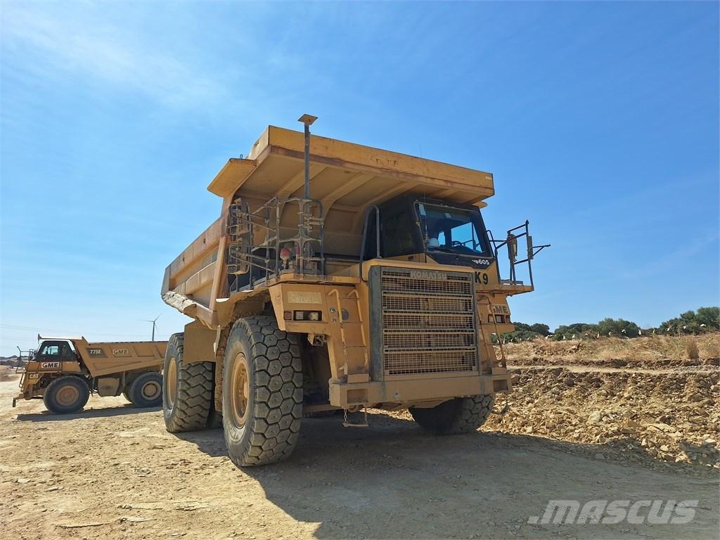 Komatsu HD 605-7E0 Camiőes basculantes rígidos