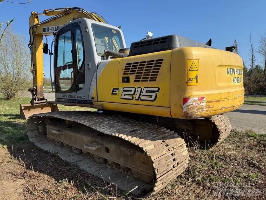 New Holland E215 Escavadeiras de esteiras