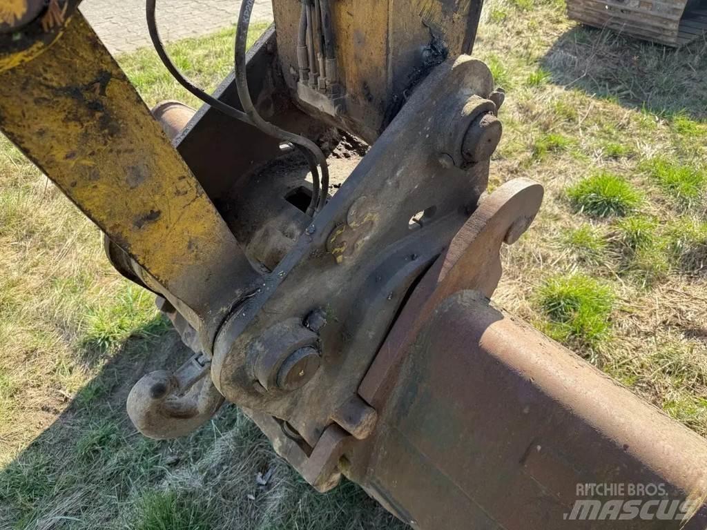 New Holland E215 Escavadeiras de esteiras