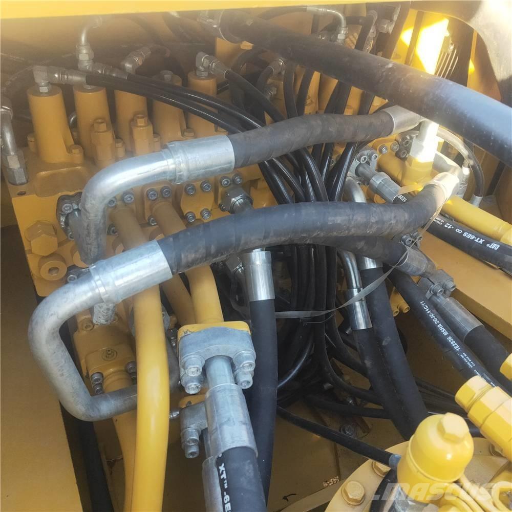 CAT 340D2 Escavadeiras de esteiras