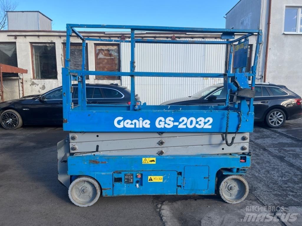 Genie 2032 Elevadores de tesoura