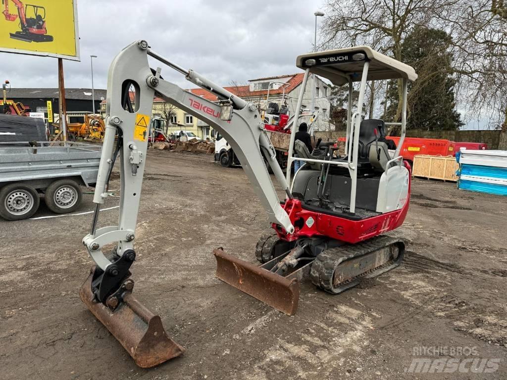 Takeuchi TB 216 Miniescavadeiras