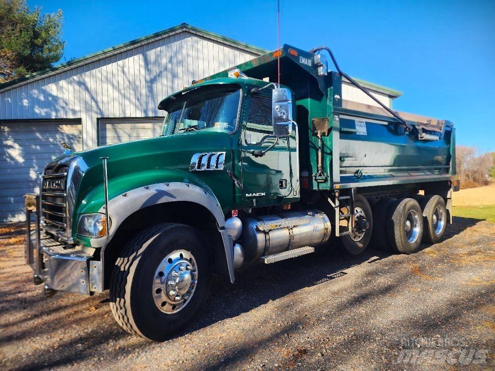 Mack CTP 713 B Camiões basculantes
