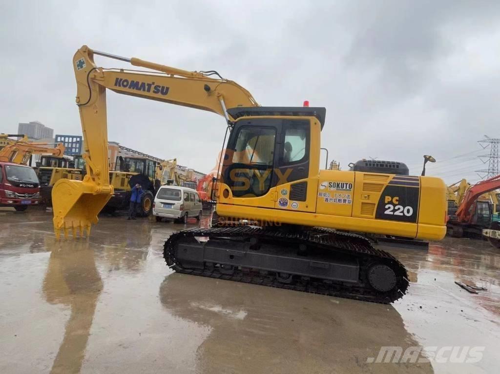 Komatsu PC 220-8 Escavadeiras de esteiras